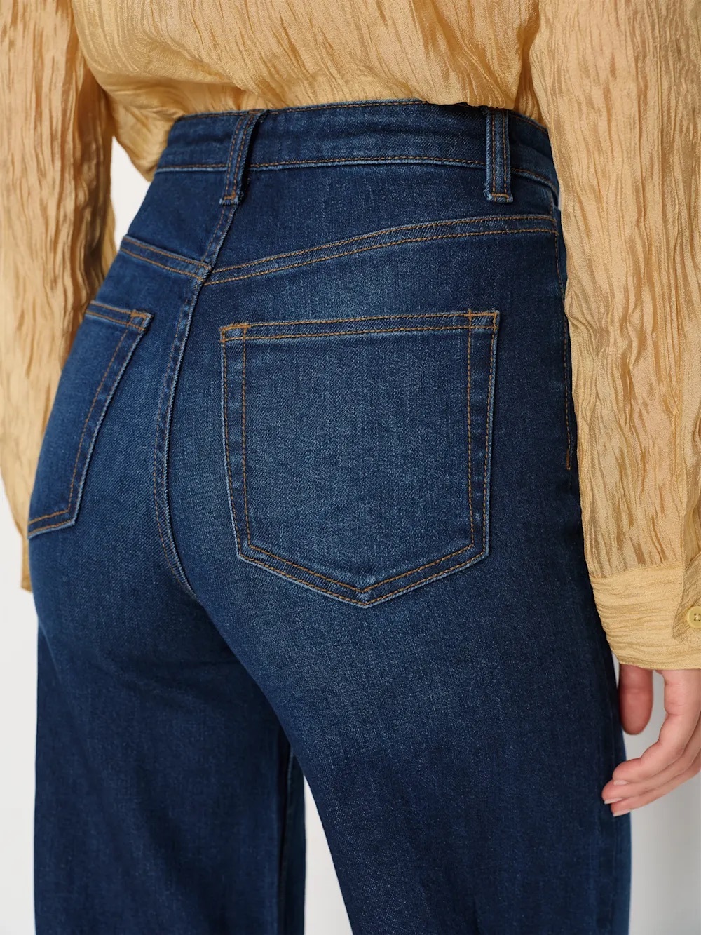 NWT Reformation Bex Super Stretch High Rise Wide Leg Jeans in “Wheeler” - Picture 5 of 15